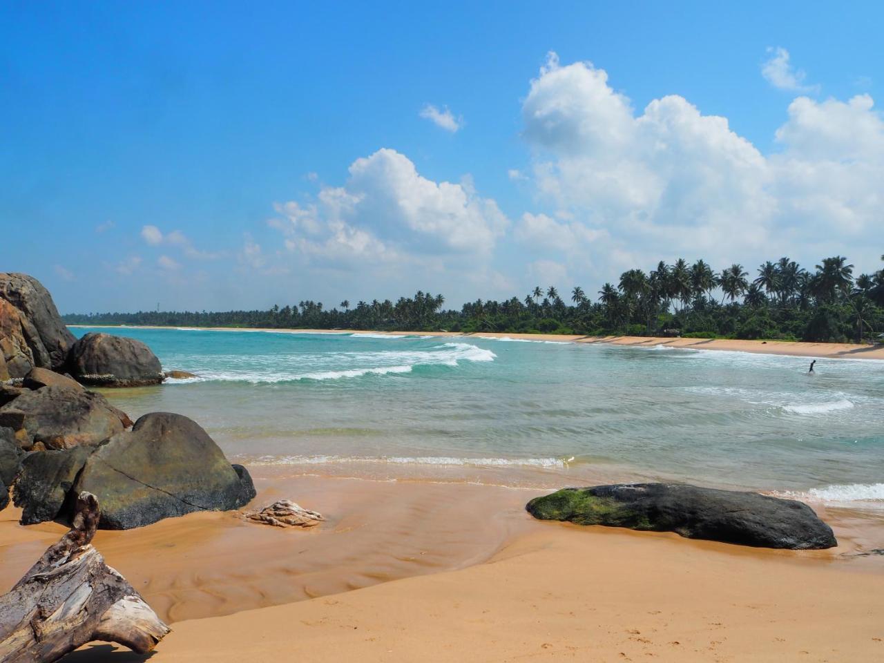 Raja Beach Hotel Balapitiya Luaran gambar