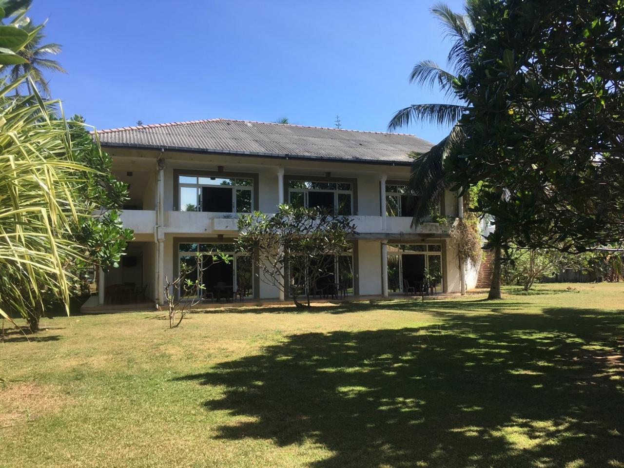 Raja Beach Hotel Balapitiya Luaran gambar