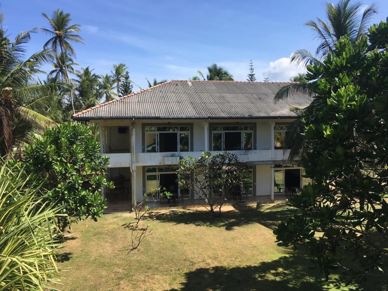 Raja Beach Hotel Balapitiya Luaran gambar