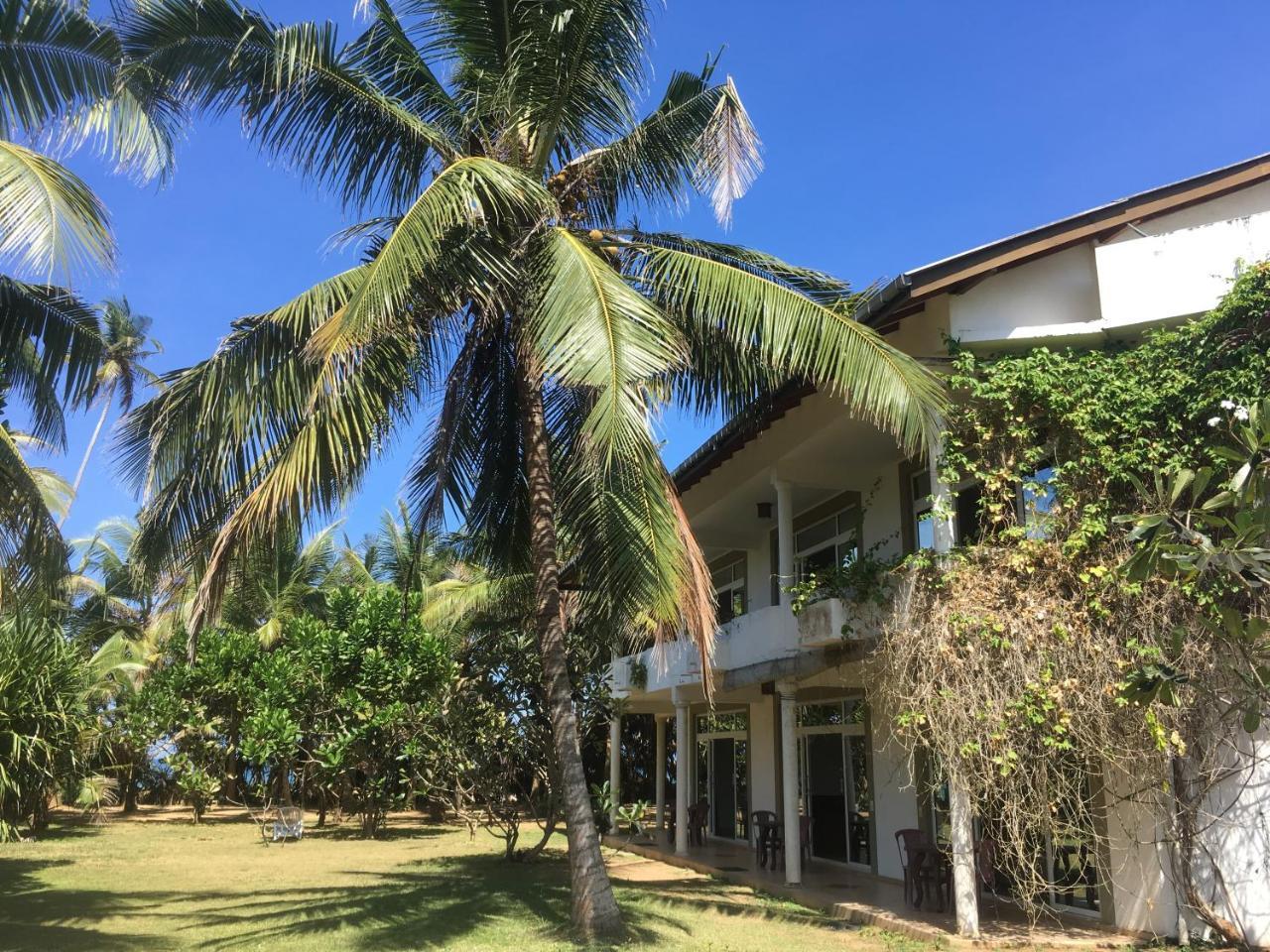 Raja Beach Hotel Balapitiya Luaran gambar